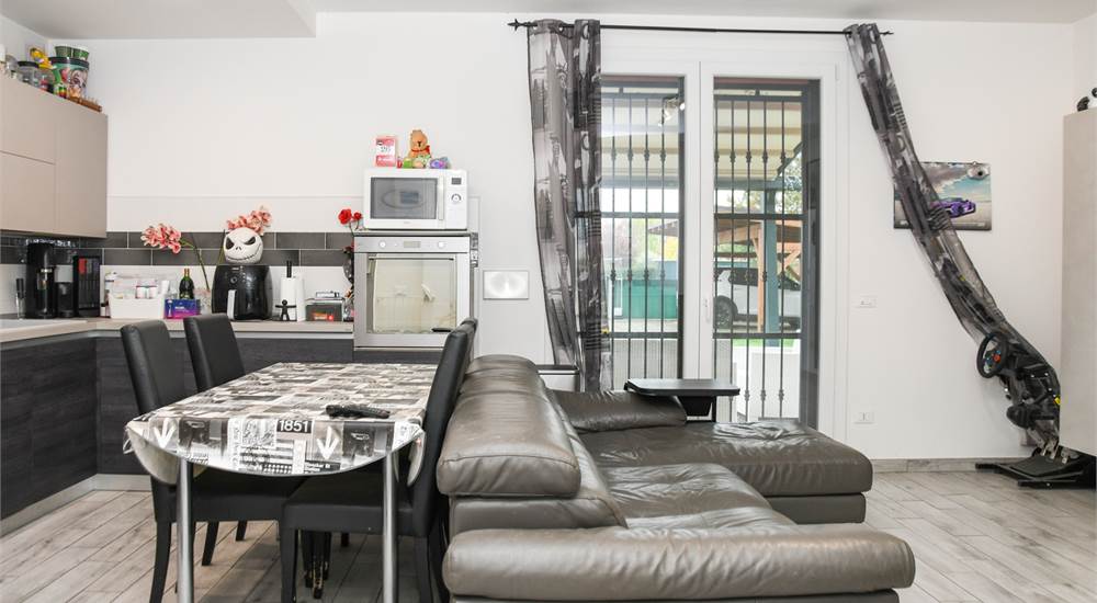 SOGGIORNO/ANGOLO COTTUA